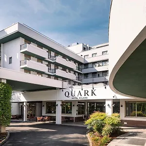 Quark 4*, Milan Italie
